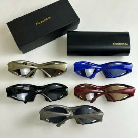 Picture of Balenciga Sunglasses _SKUfw55405891fw